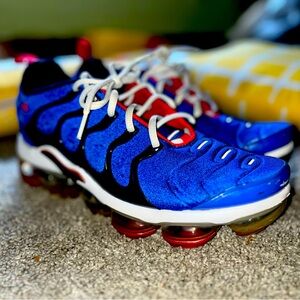 Used Nike Air VaporMax Plus.